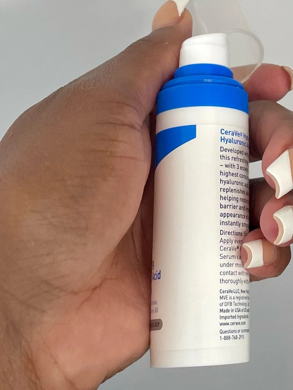 cerave Hyaluronic Hydration Serum - Blue & White
